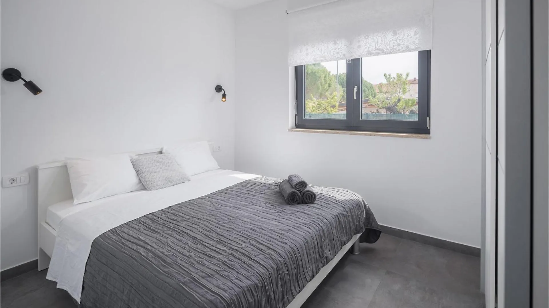 Stunning Home In Novigrad With Kitchen Buzinija Croatia