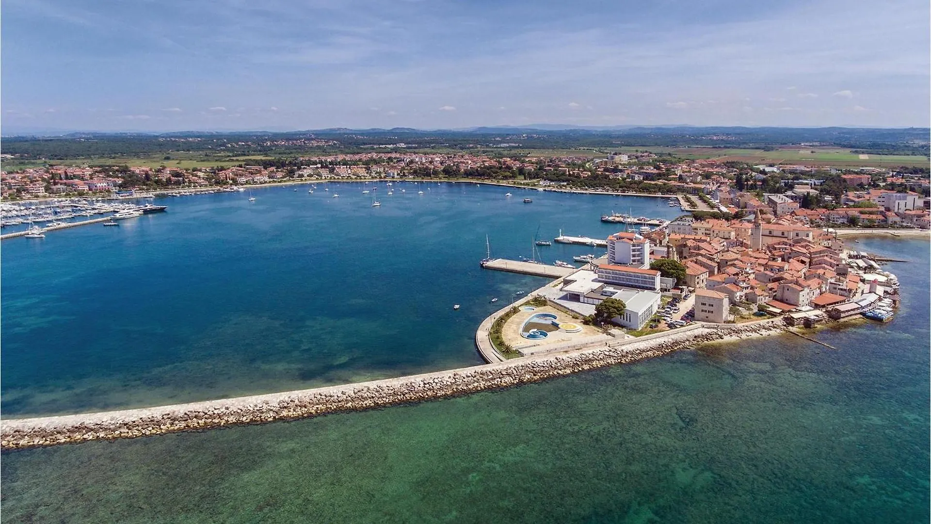 Stunning Home In Novigrad With Kitchen Buzinija Holiday home